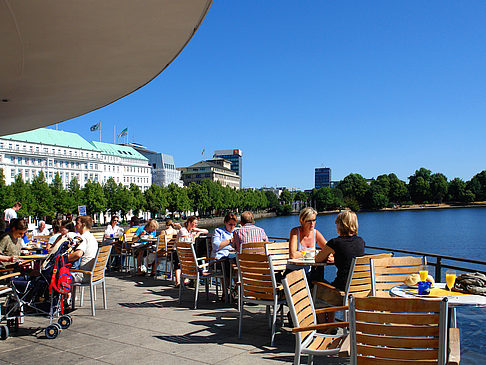 Brunchterrasse auf dem Alster Pavillon Fotos