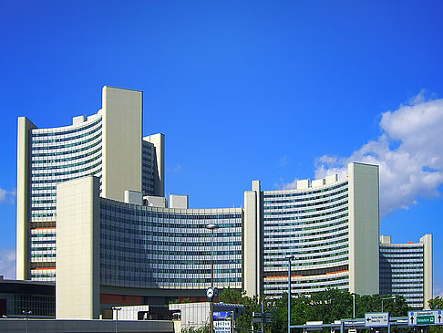 UNO-City Bild Attraktion  