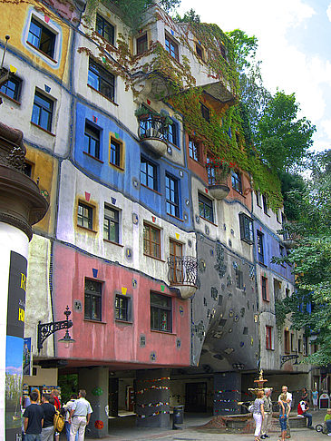 Hundertwasserhaus